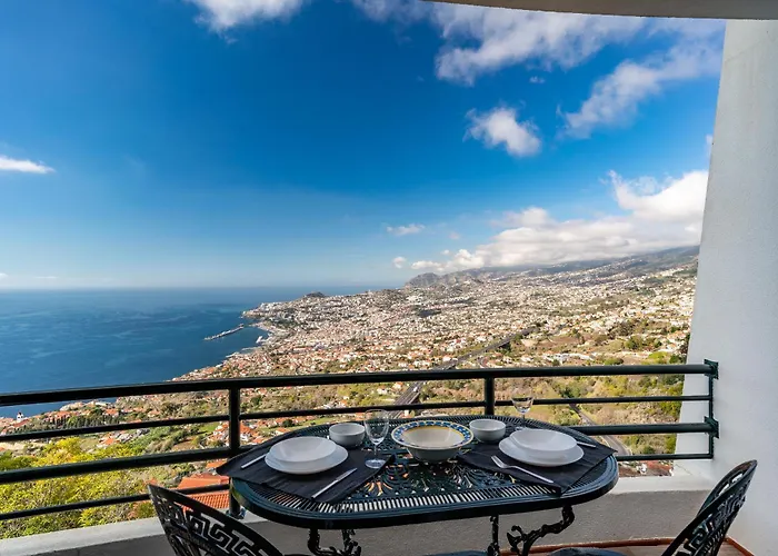 Atlantic Ocean By Madeira * Funchal (Madeira)