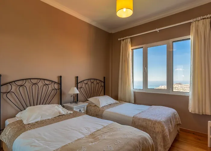 Atlantic Ocean By Madeira Apartament